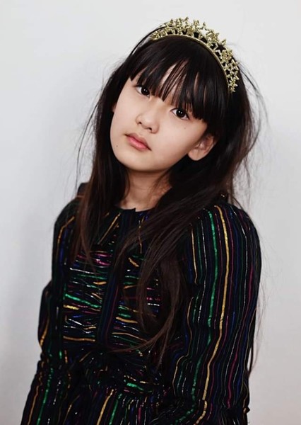 Zooey Miyoshi photo