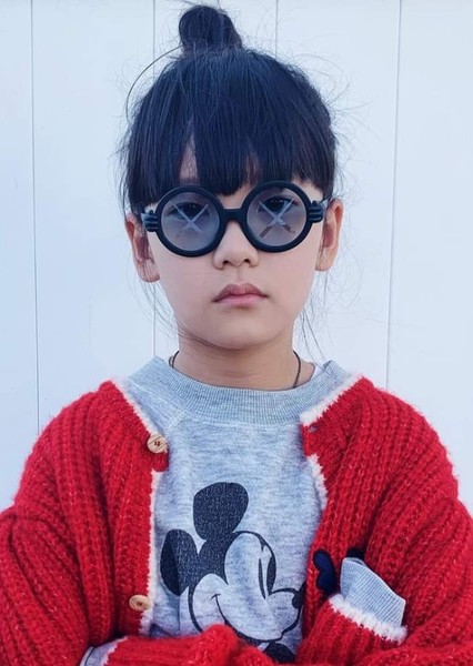 Zooey Miyoshi photo