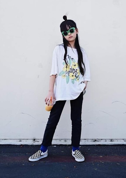 Zooey Miyoshi photo