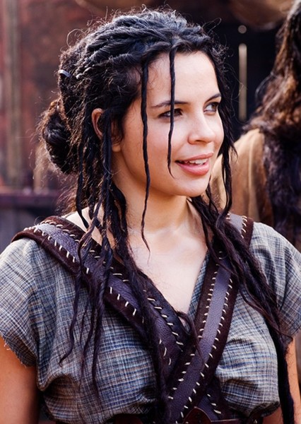 Zuleikha Robinson photo