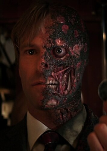 Aaron Eckhart photo 1