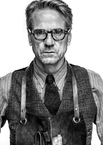 Alfred Pennyworth photo 2