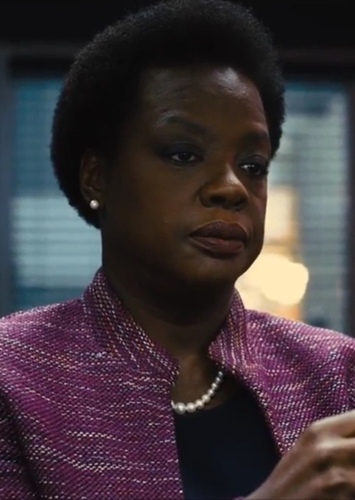 Amanda Waller photo 2