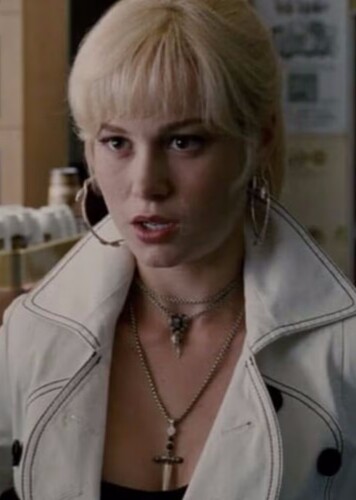 Brie Larson photo 3
