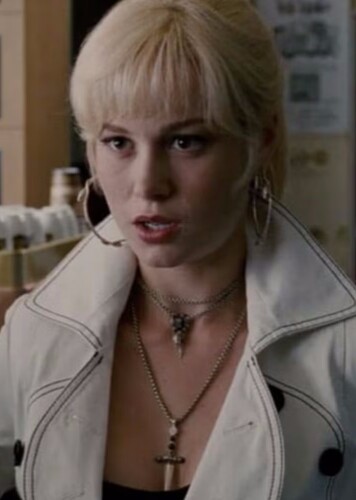 Brie Larson photo 2