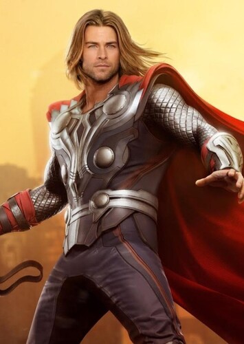 Chris Hemsworth photo 1