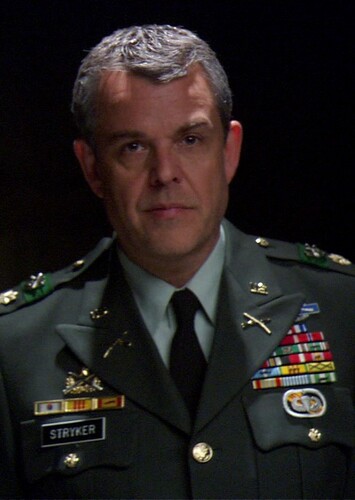 Danny Huston photo 1