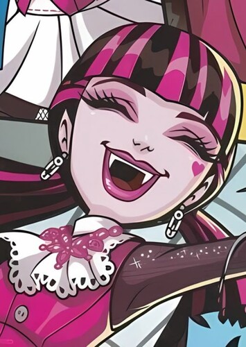 Draculaura photo 3