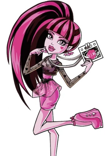 Draculaura photo 15