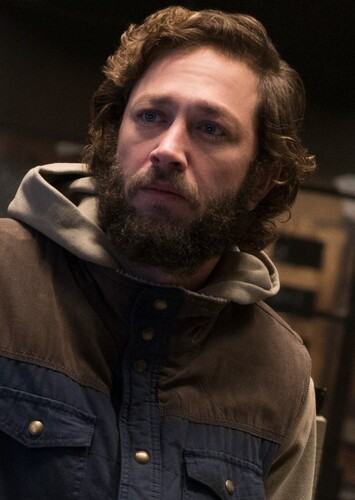 Ebon Moss-Bachrach photo 2