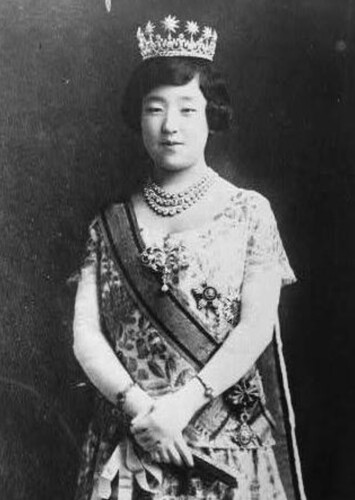 Empress Nagako photo 1