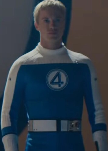 Joseph Quinn photo 1