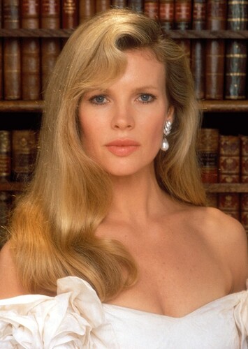 Kim Basinger photo 1