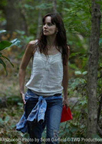 Lori Grimes photo 1
