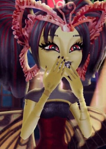 Luna Mothews photo 1