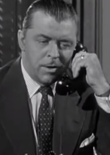 Lyle Talbot photo 1
