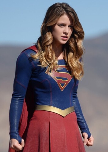 Melissa Benoist photo 1