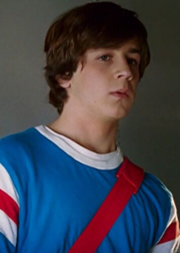 Michael Angarano photo 1