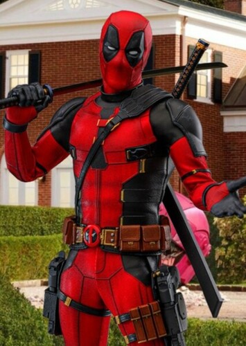 Ryan Reynolds photo 1