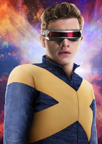 Tye Sheridan photo 1