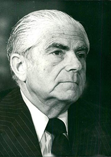 Mayor Abraham Beame