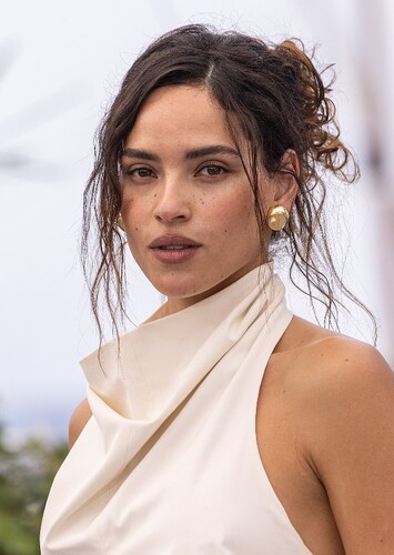 Adria Arjona