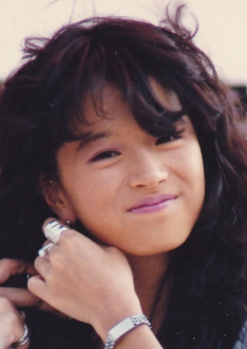 Akina Nakamori