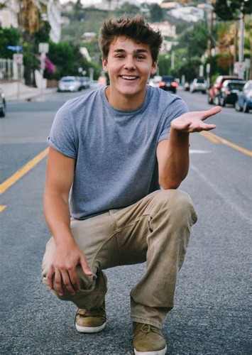 Alex Ernst.
