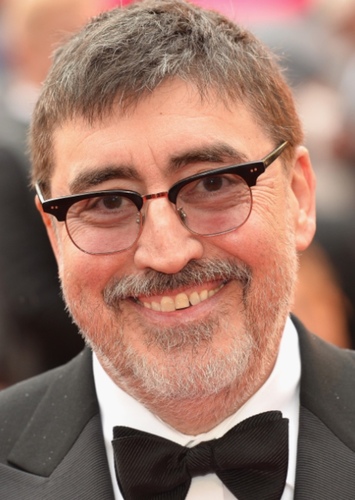 ALFRED MOLINA