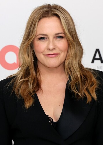 Alicia Silverstone
