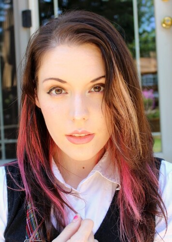 Amber Lee Connors