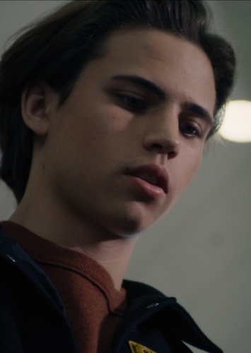 Andrew  Riggins
