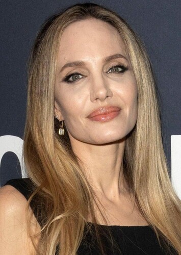 Angelina Jolie