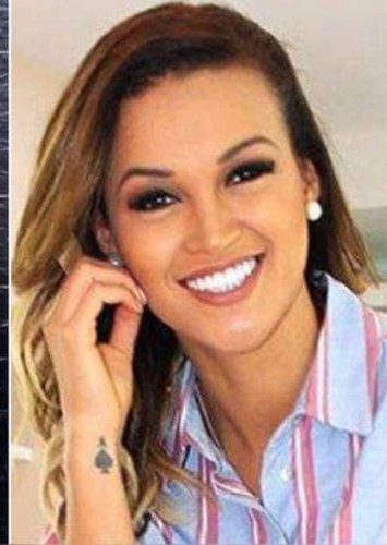 Angie Arizaga hija anna kristoff
