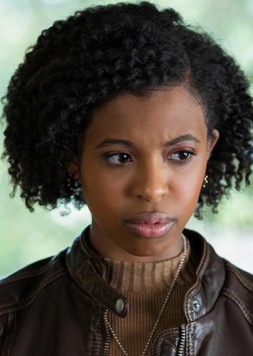 Ani Achola