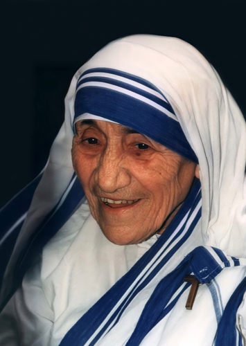 Anjezë Bojaxhiu