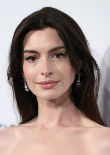 Anne Hathaway