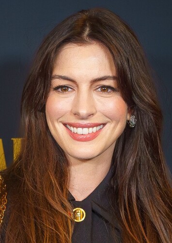 Anne Hathaway