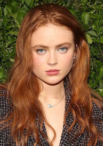 Annie Cresta