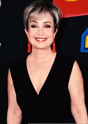 Annie Potts