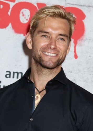 Anthony Starr