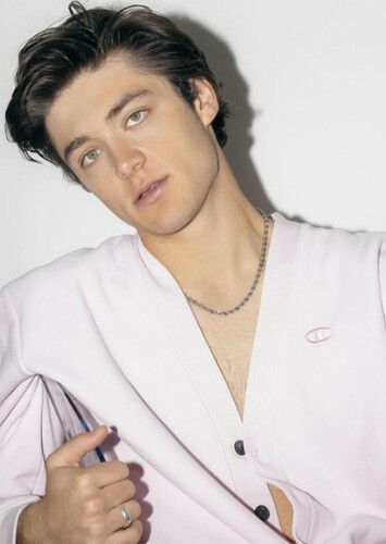 Asher Angel
