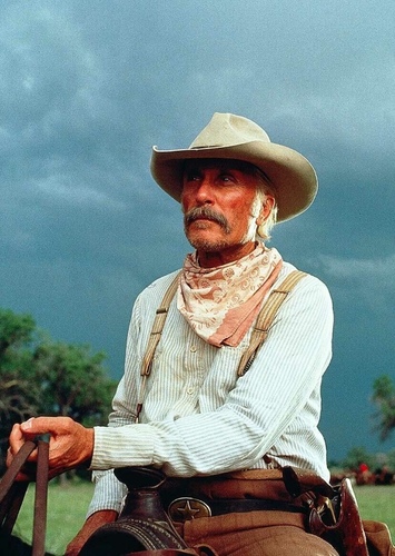 Augustus McCrae