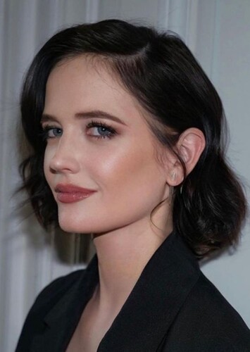 Ava Miller