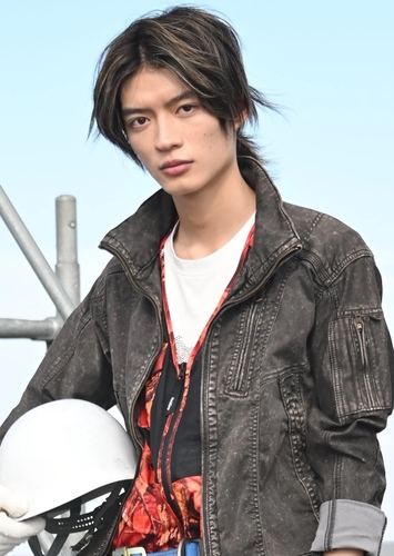 Azuma Michinaga