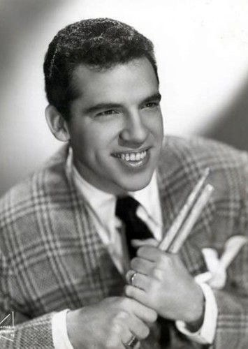 Bernard Rich