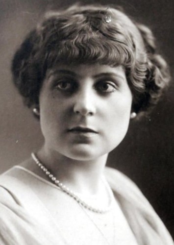 Berthe Mayné