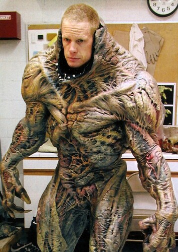 Best Suit Actor