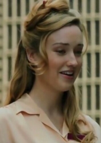 Beth the Waitress