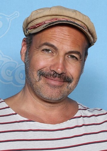 Billy Zane